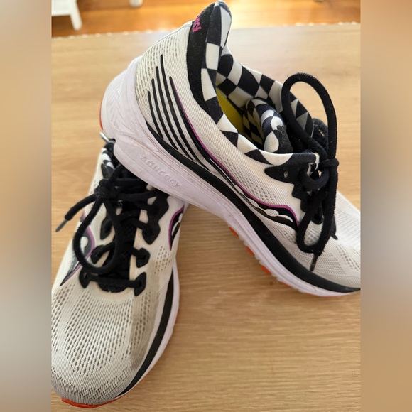 Black and White Checkered Sneakers - Saucony - Picture 1 of 7